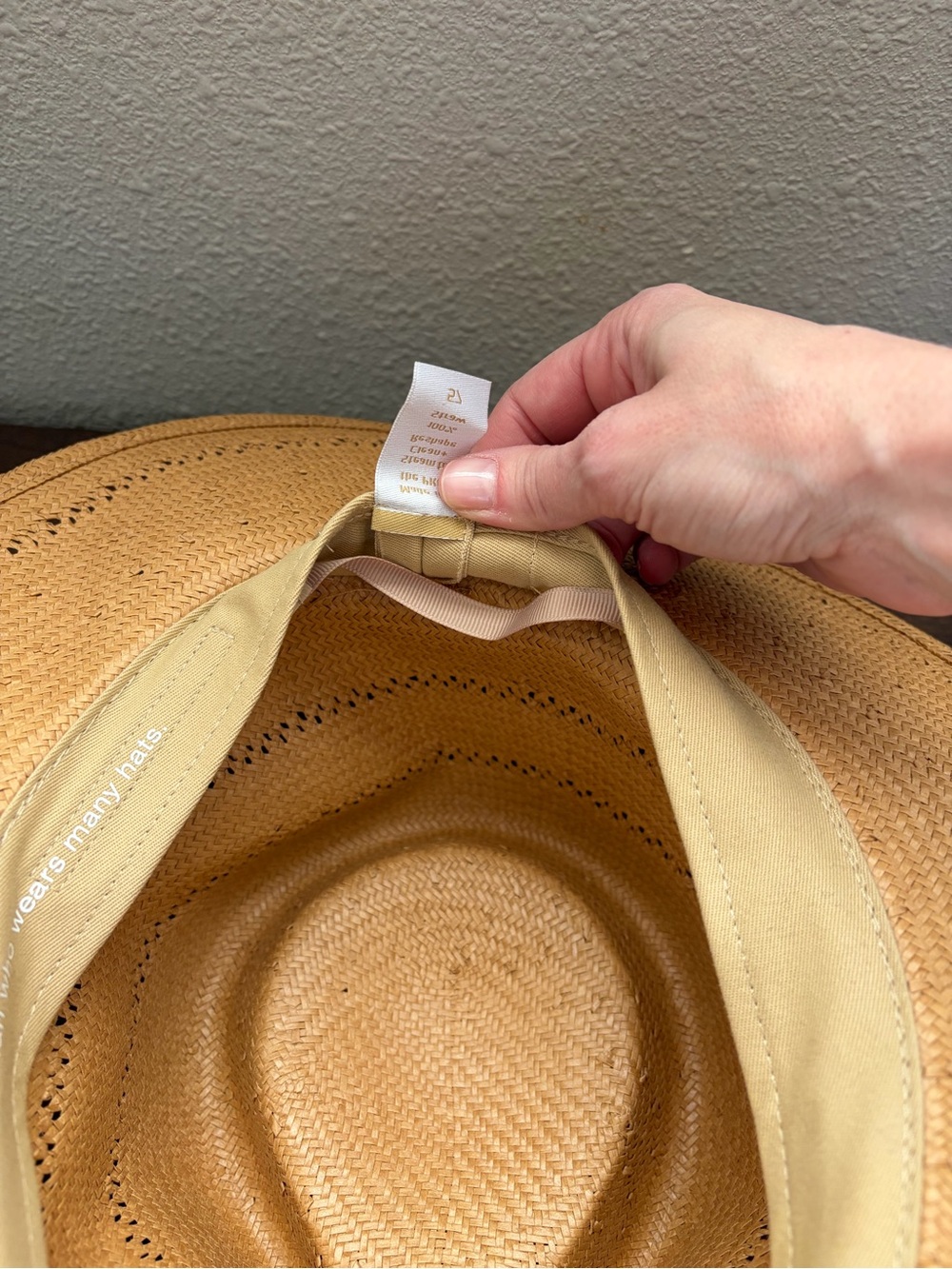 GIGI PIP Men's Straw Fedora in Light Brown with Leather Band - Picture 4 of 5